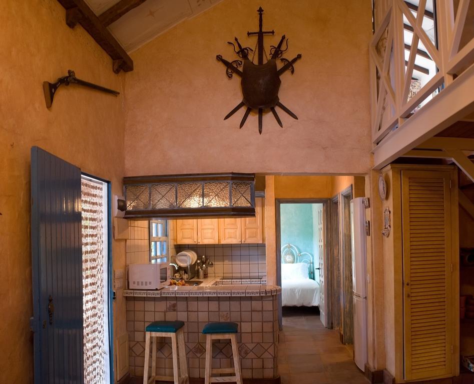 فاليسكيو Casa Vacacional Rural Villa Barranco De Los Cernicalos الغرفة الصورة