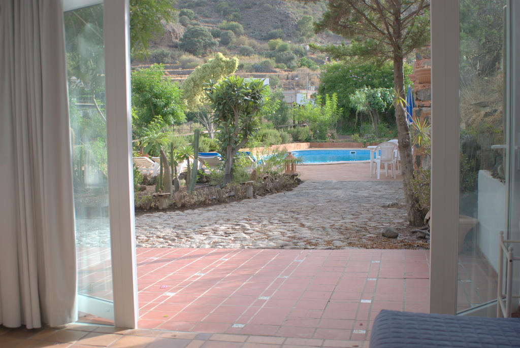 فاليسكيو Casa Vacacional Rural Villa Barranco De Los Cernicalos الغرفة الصورة